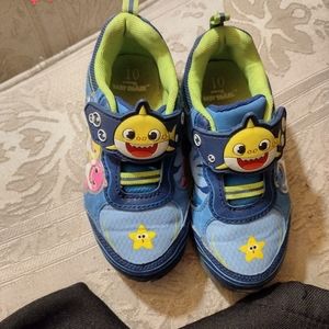Kids shoes